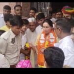 देवमाली जाते हुए उप मुख्यमंत्री दिया कुमारी का बांदनवाड़ा पहुंचने पर भिनाय भाजपा मंडल द्वारा भव्य स्वागत