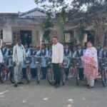 छात्राओ को नि:शुल्क साइकिल वितरण किया गया